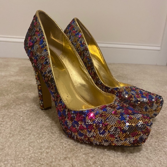 Nine West Sequin Shoes- Sz 7.5 - Picture 2 of 5